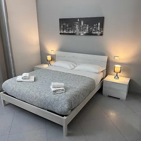 Rhome Away Marconi Rzym